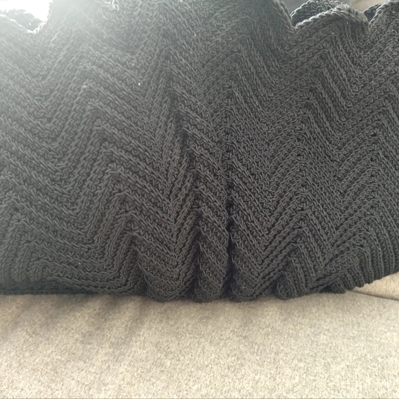 Women's Black Vintage Crochet & Velvet Clutch Purse - Picture 4 of 10